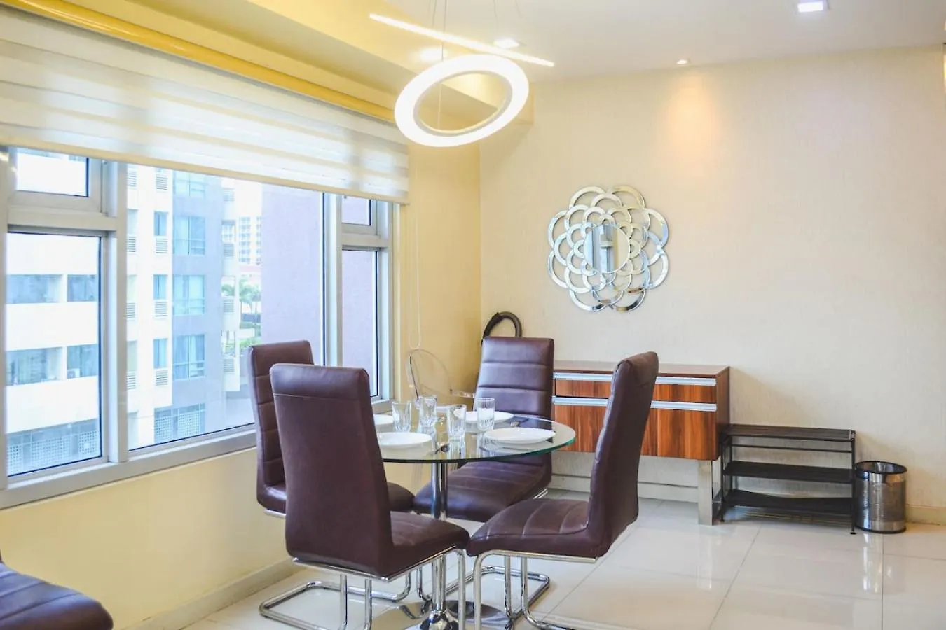 Metro Luxe Stay Near Doj Embassy And St Lukes Manila